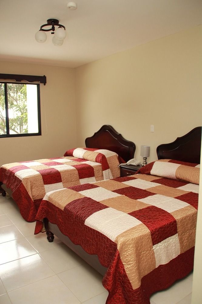 Iberia Hotel 3*